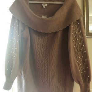 Crown and ivy blush sweater